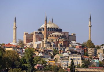 Windows to the Past: A Journey Through the World’s Historic Architecture