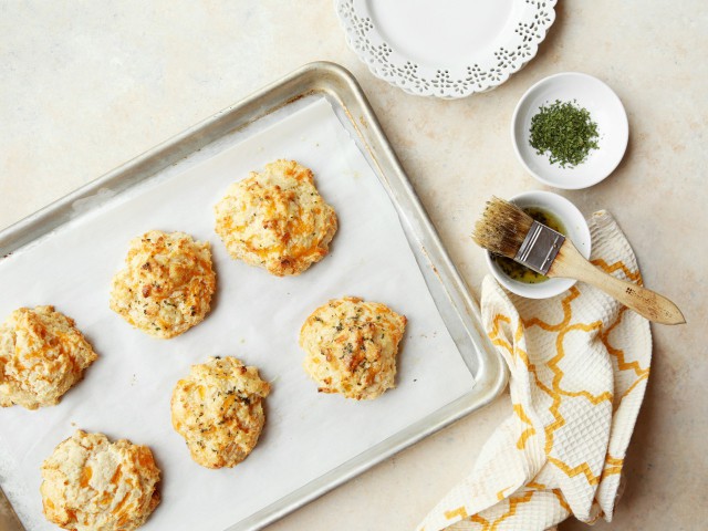 Red Lobster Cheddar Bay Biscuits