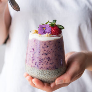 Chia Pudding Smoothie με Μπανάνα & Blueberries