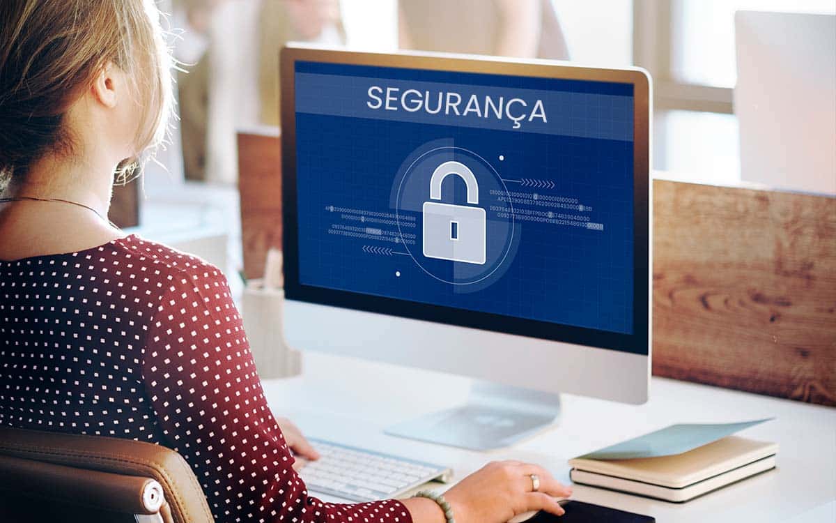 Veja também: Riscos da Vigilância Digital: Os Perigos da Monitorização Constante e da Invasão de Privacidade Veja também: Riscos da Vigilância Digital: Os Perigos da Monitorização Constante e da Invasão de Privacidade