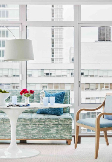 tulip table in breakfast nook