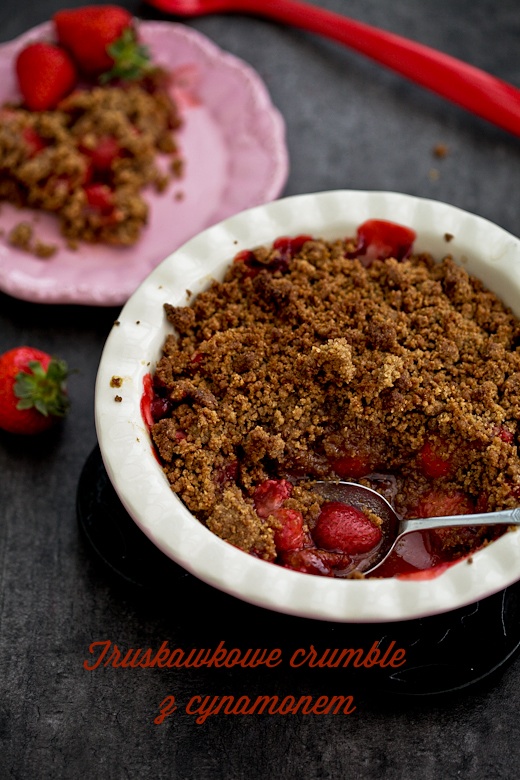 Crumble integral com morangos