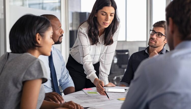 Observe! Profissões Valorizadas: O Que Esperar nos Próximos Cinco Anos Observe! Profissões Valorizadas: O Que Esperar nos Próximos Cinco Anos