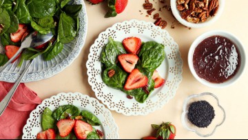 Spinach Strawberry Salad