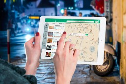 Apple Maps May Soon Feature Ads, But Not Everyone's Onboard