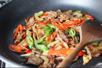Beef and Onion Stir-fry-5