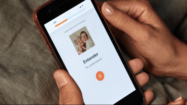 4 Reasons Why 10 Million People Chose To Learn A New Language With Babbel - Pronunciation practice