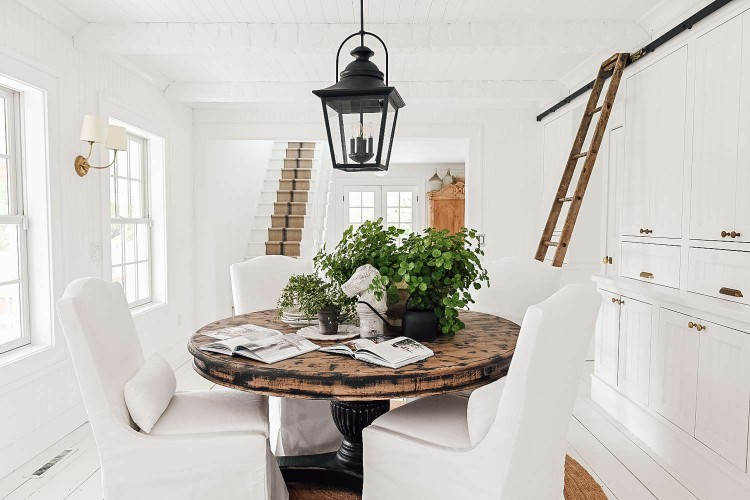 make a small dining room look bigger