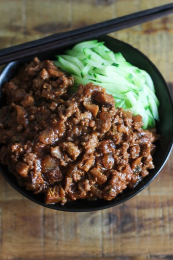 Home Style Meat Sauce Noodle (Zha Jiang Mian)