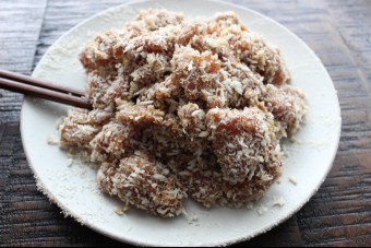 coat the chicken with bread crumbs
