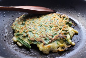 Cook the Chive Pancake