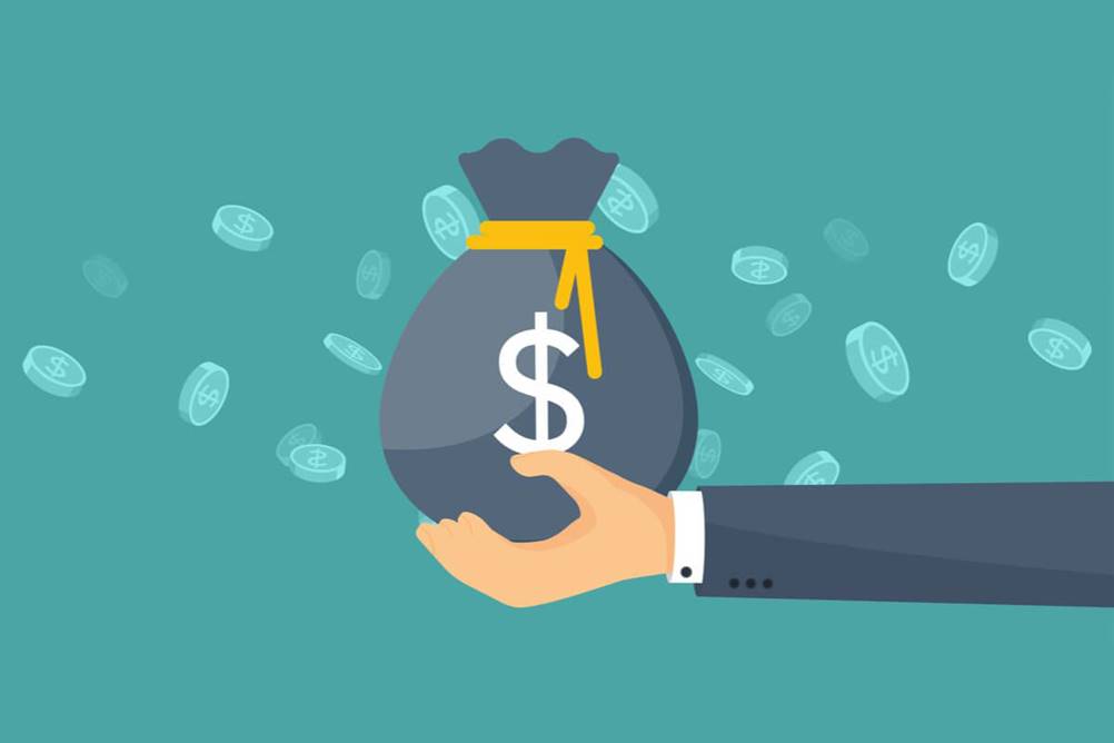 Raridades Lucrativas: Explorando Segmentos Inexplorados no Ciberespaço Raridades Lucrativas: Explorando Segmentos Inexplorados no Ciberespaço