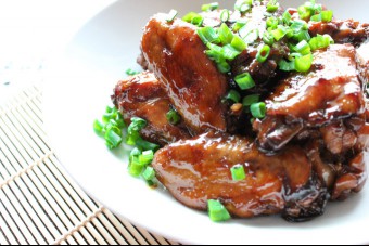 Sugar Braised Chicken Wings