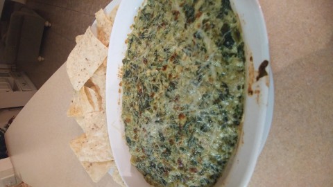 Copycat Applebee's Hot Artichoke and Spinach Dip