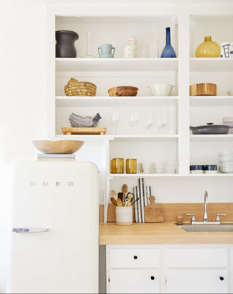 what is a kitchenette small apartment
