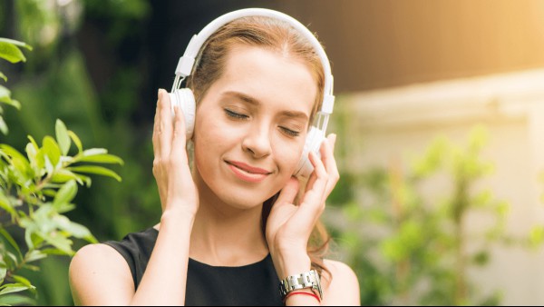 9 Podcasts To Listen To If You’re Learning German