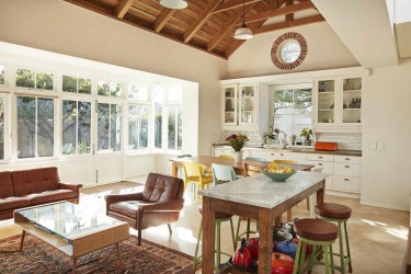 open floor plan with kitchen and living room