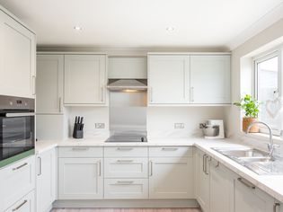 How Much Does It Cost to Paint Kitchen Cabinets? A Complete Guide