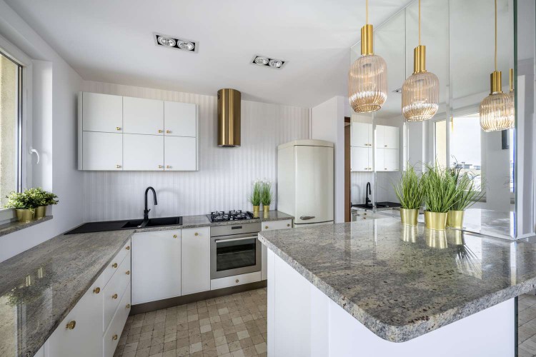 glam transitional kitchen