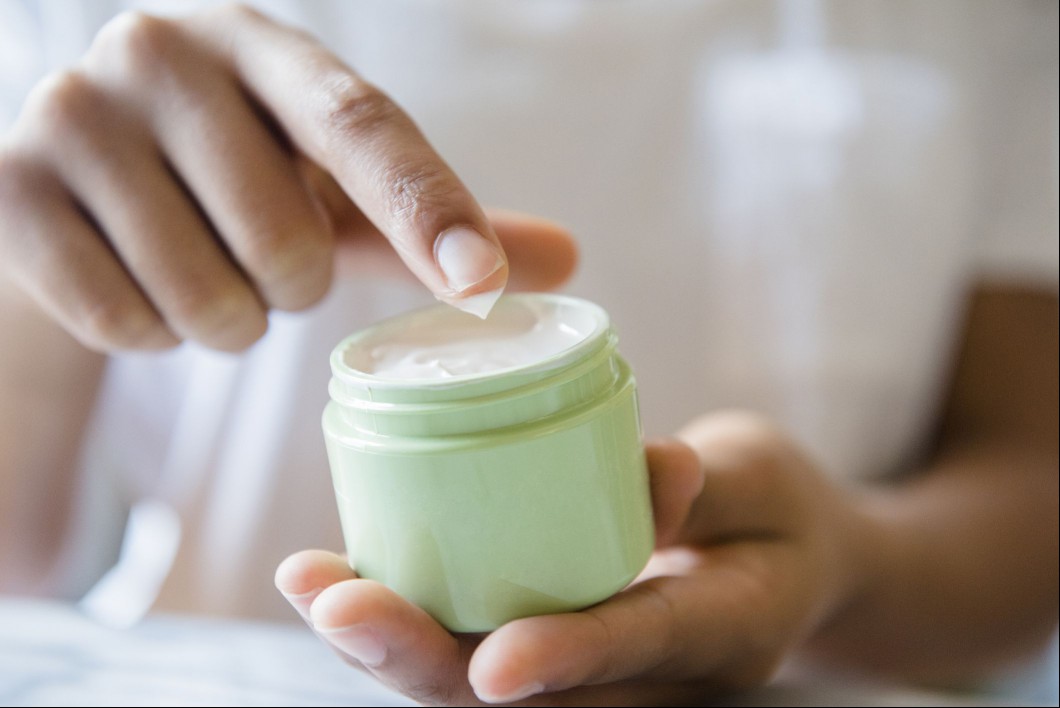 Hand in cream