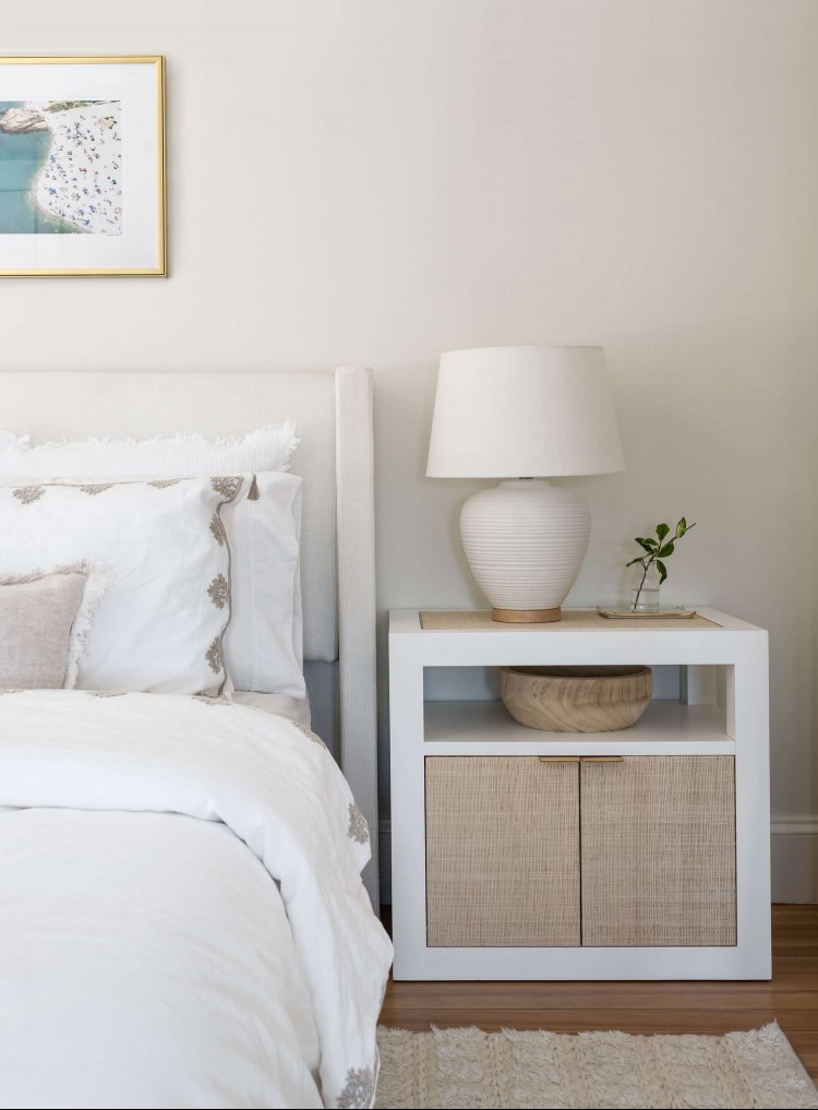 make a small bedroom look bigger