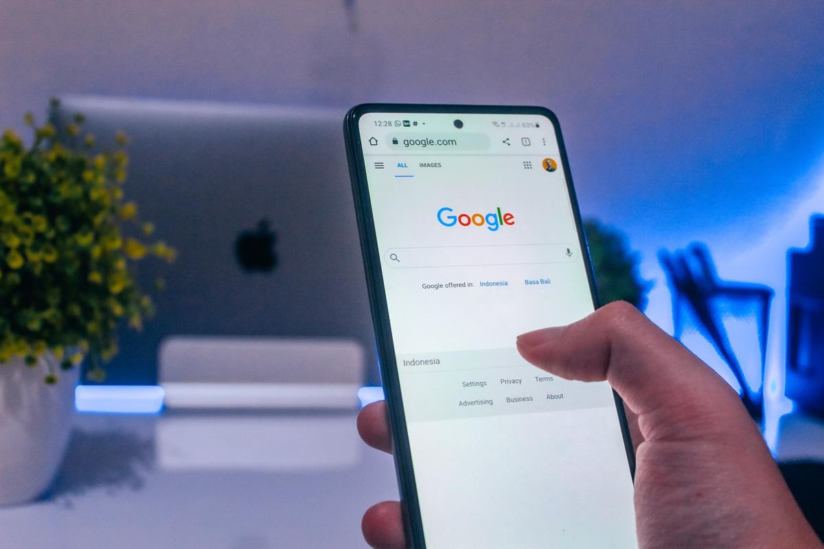 Google is ending support for country-code Google domains like google.fr or google.co.uk