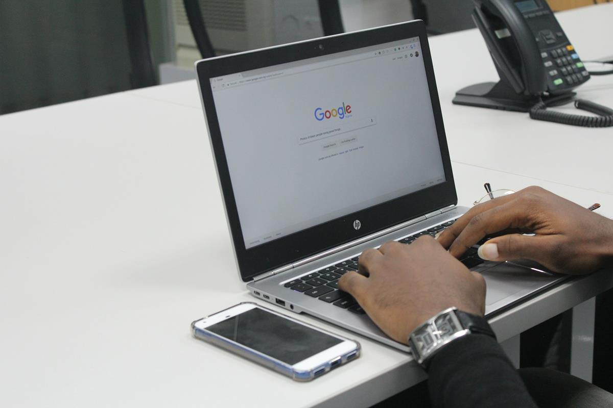 Google in Talks with Trump’s DOJ to Avoid Breakup of Search Monopoly