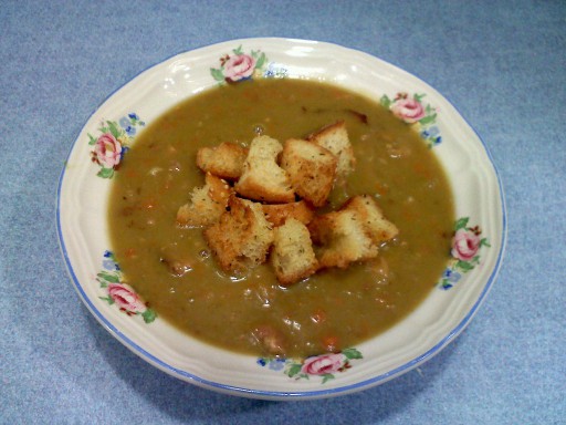 Uncle Bill's Green Split Pea With Hambone Soup