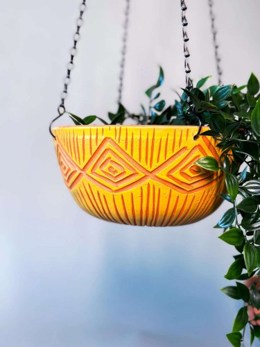 Terracotta planter by SampleHAUS.