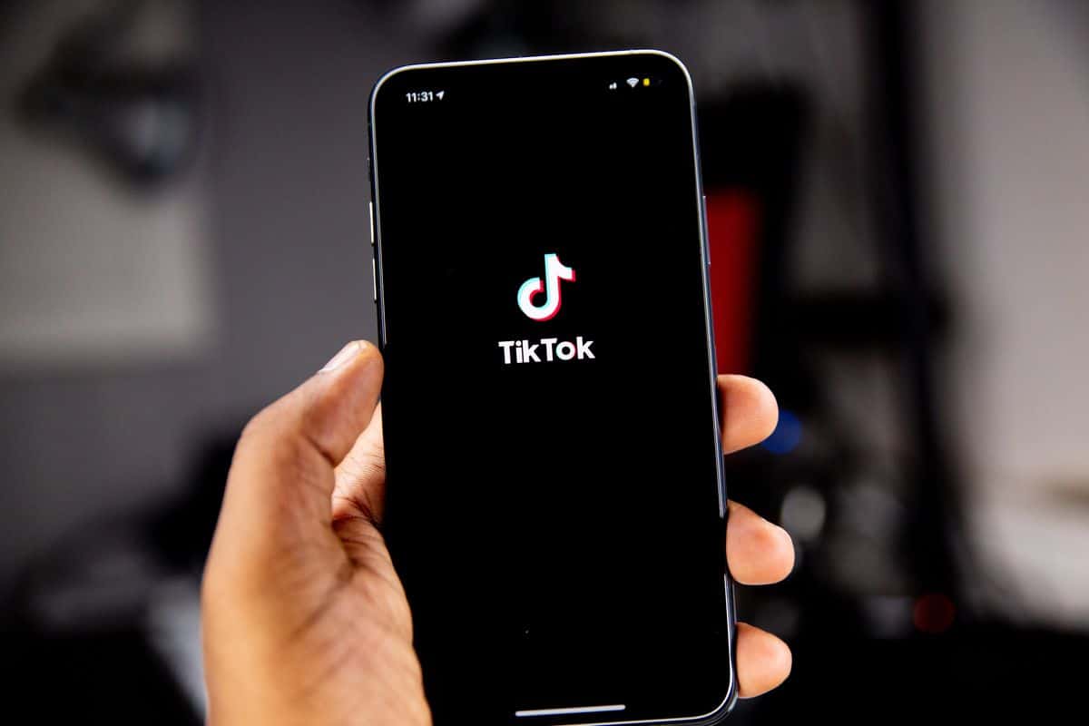 Microsoft Eyes TikTok’s US Operations Amid National Security Concerns
