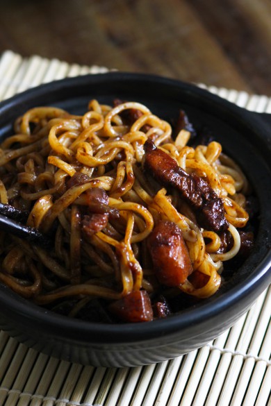Better-Than-Takeout Korean Black Bean Sauce Noodles