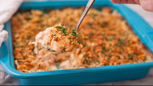 Easy Creamy Sour Cream Chicken Casserole