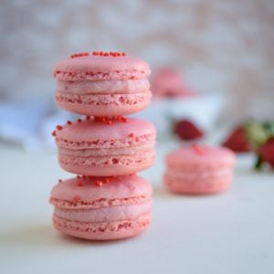 Macarons με γέμιση Φράουλας