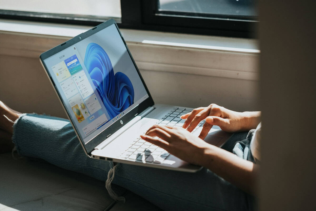 There is an explanation for the HP Smart app Windows auto-installation issue