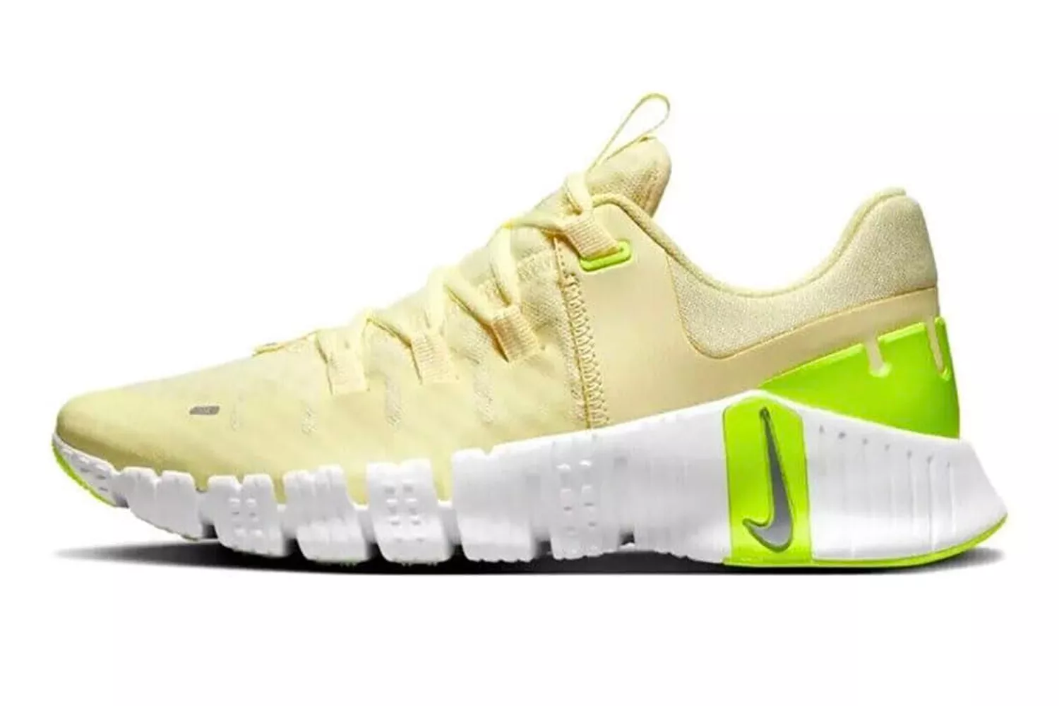 Amazon Nike Women's Free Metcon 5 Training Shoes