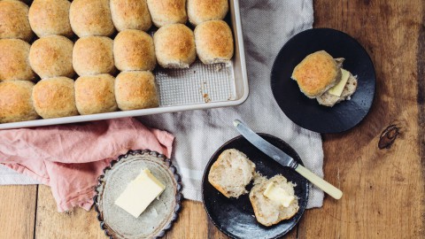 Easy Dinner Rolls