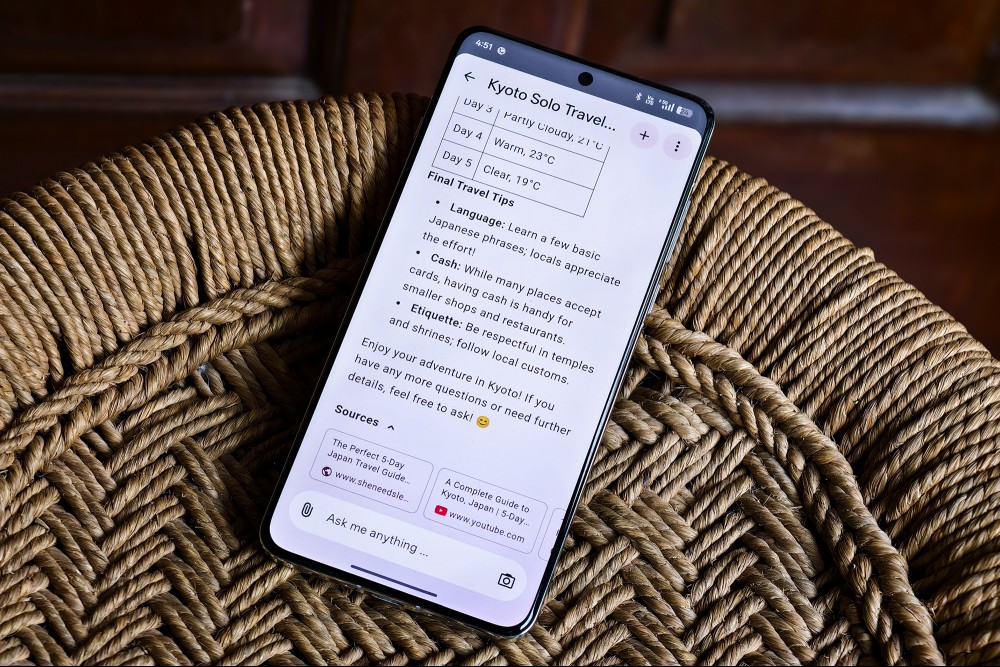 Long text response on Opera Mini Aria AI chatbot.