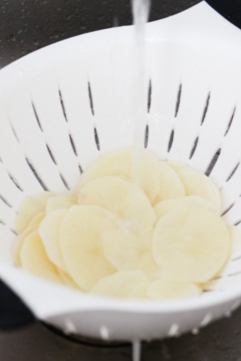 Rinse Potato Slices under Wate