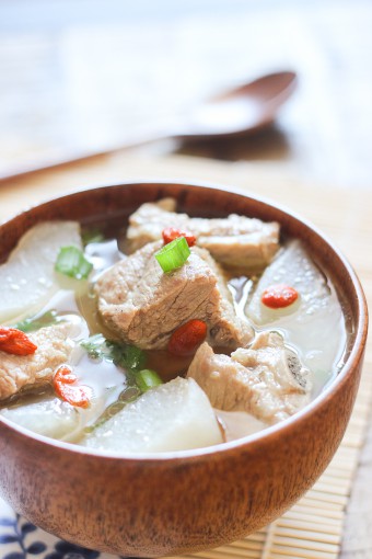 pork rib soup with daikon