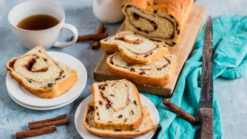 World's Best Cinnamon Raisin Bread (Not Bread Machine)