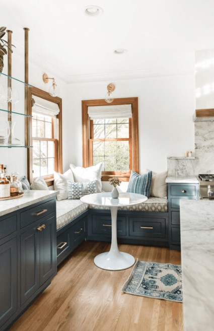 corner breakfast nook
