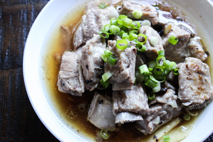 Steamed pork ribs with black bean 