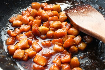 Sweet and Sour Chicken Cooking2