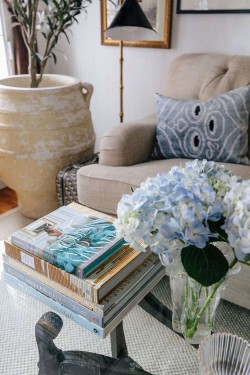 ruffled glass vase on coffee table