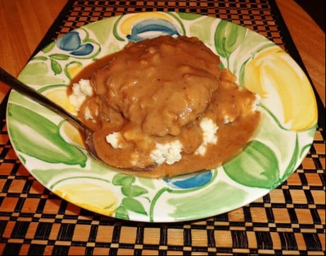 Cube Steak and Gravy (Crock Pot)