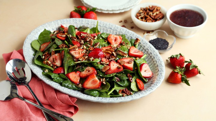 Spinach Strawberry Salad