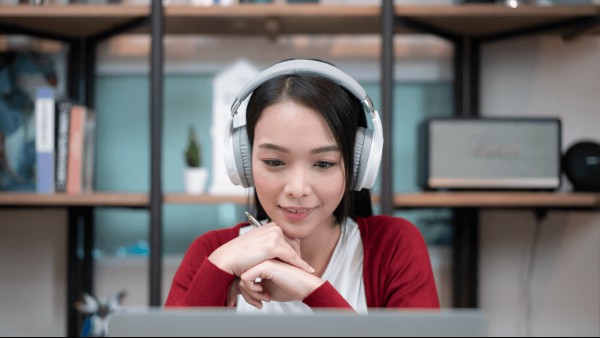 5 Things You Can Only Learn With Online Language Tutoring