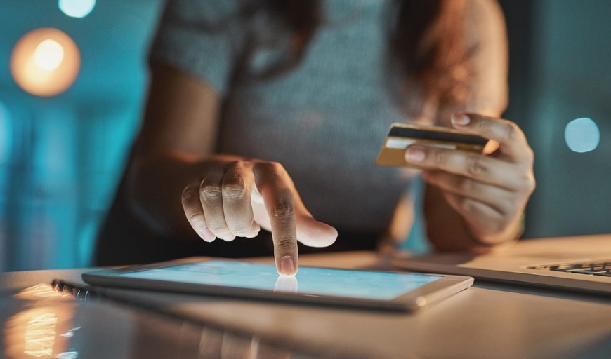 Observe! Inovação Financeira na Web: 30 Ideias Inusitadas para Ganhar Dinheiro Observe! Inovação Financeira na Web: 30 Ideias Inusitadas para Ganhar Dinheiro