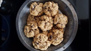 Vanishing Oatmeal Raisin Cookies