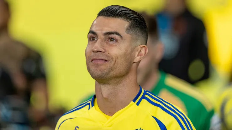 How long did Cristiano Ronaldo wait to win his first title with Al Nassr?
